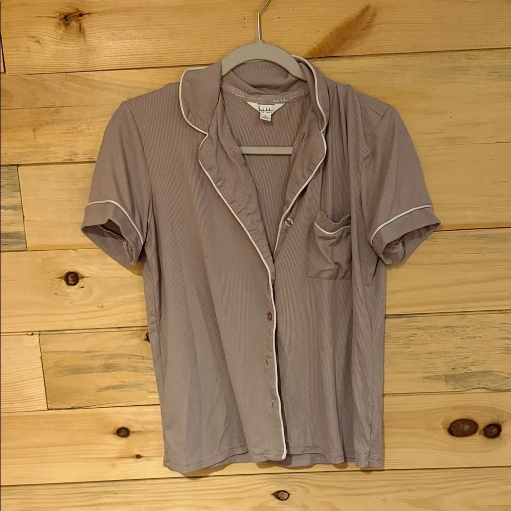 Nicole Miller Taupe Short-Sleeve Pajama Top with White Piping - Picture 3 of 8